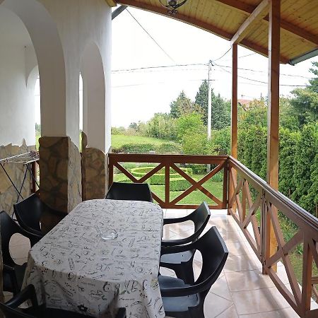 Ferienwohnung Kaman Nyaralo Badacsonytomaj Exterior foto