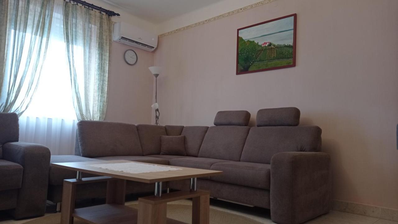 Ferienwohnung Kaman Nyaralo Badacsonytomaj Exterior foto